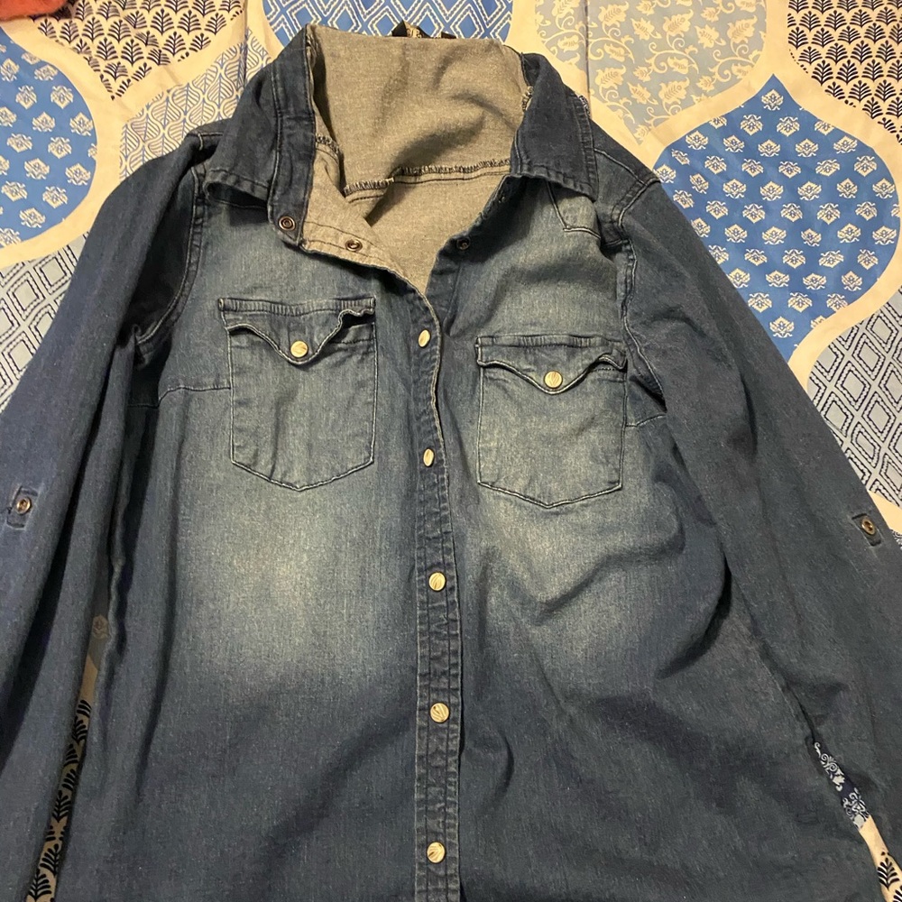 Denim shirt 📕